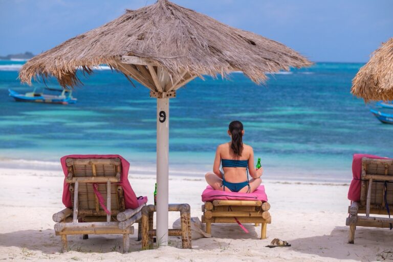 Book with the best hotel booking website